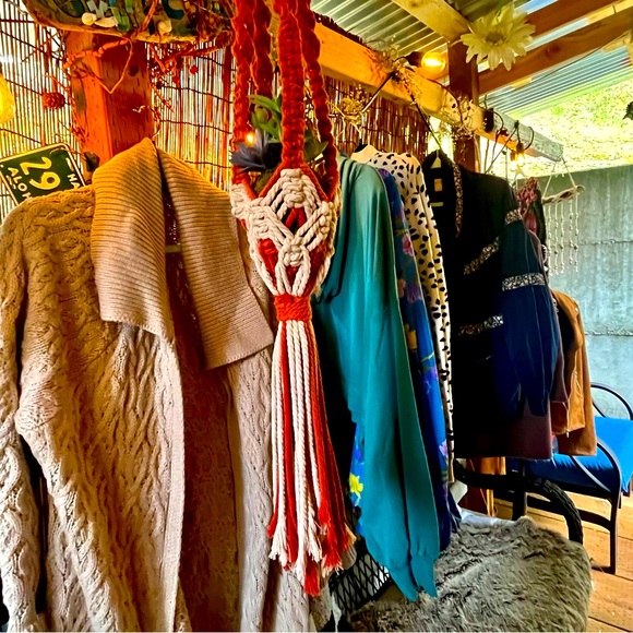 Meet your Posher, Vicki - Picture 6 of 17